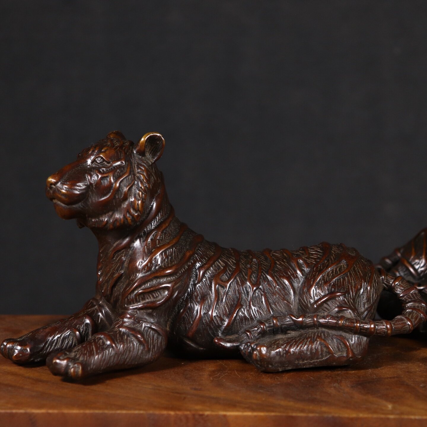중국 풍수학 빈티지 구리 호랑이 동상 천연 녹슨 표면  - Vintage And Collectible Stores 리뷰 및 가격